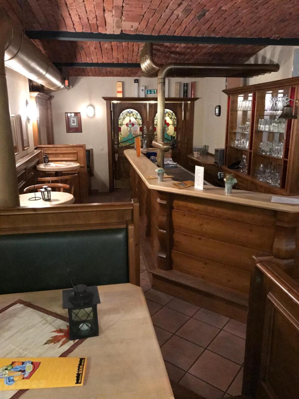 Hotel Drei Schwanen - Ristorante Due Fratelli Hohenstein-Ernstthal Exterior foto